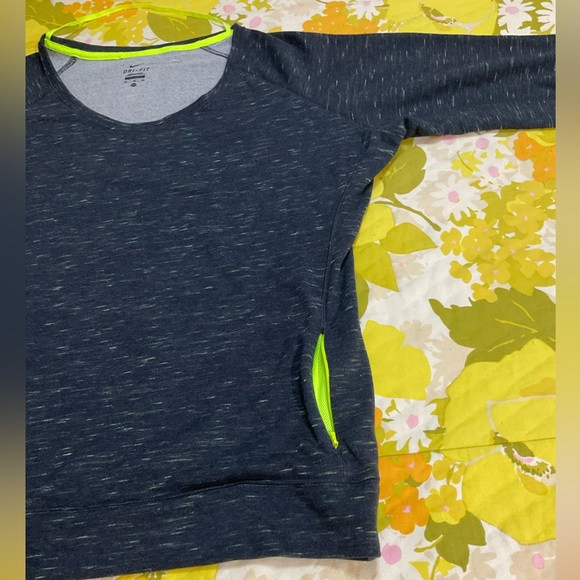 Nike 'Gym Epic' Neon Fleck Pullover Size Medium - Picture 1 of 8